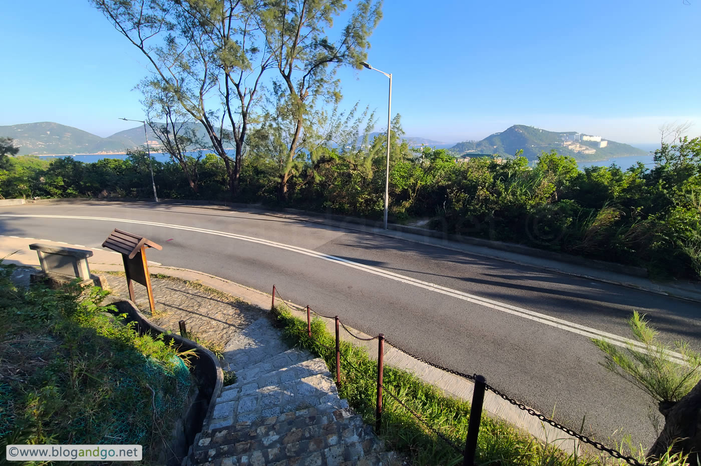 Wong Nai Chung to Stanley - Cross the Road to Walk to Stanley